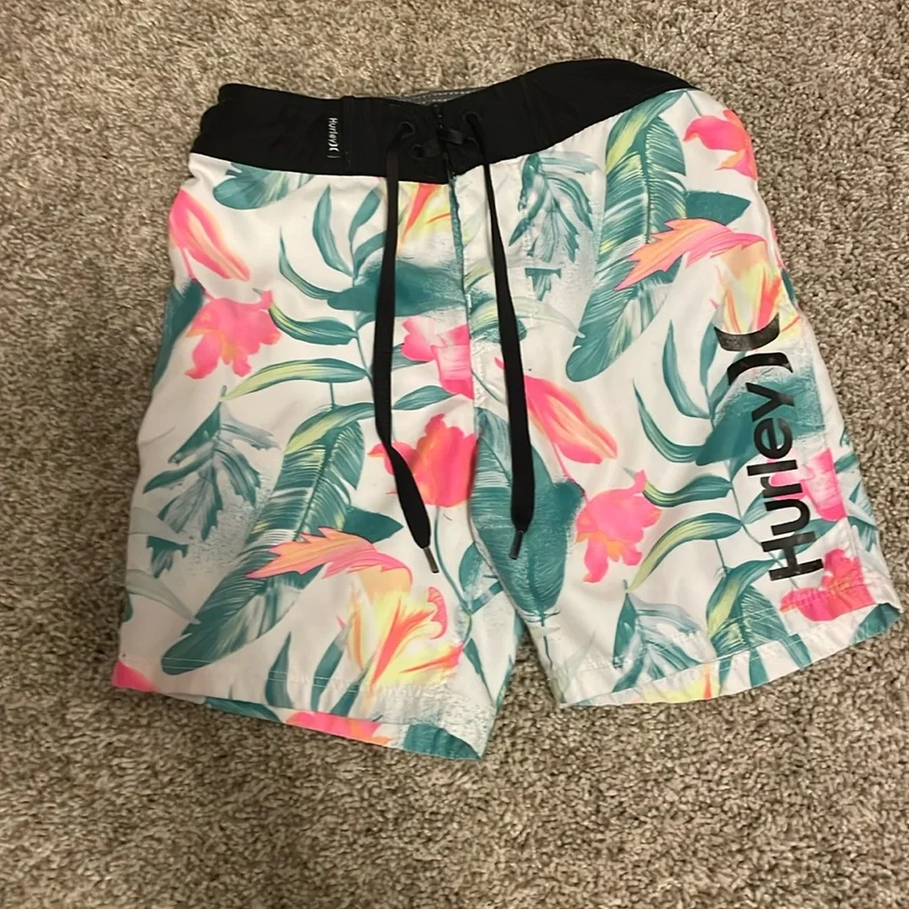 Hurley bathing suit - Picture 1 of 2